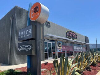 Plus de détails pour 18218 Euclid St, Fountain Valley, CA - Local commercial à louer
