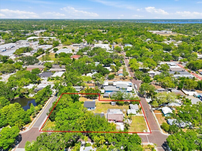 Safety Harbor Development portefeuille de 4 biens à vendre sur LoopNet.fr - Photo de l’immeuble – Image 3 sur 45