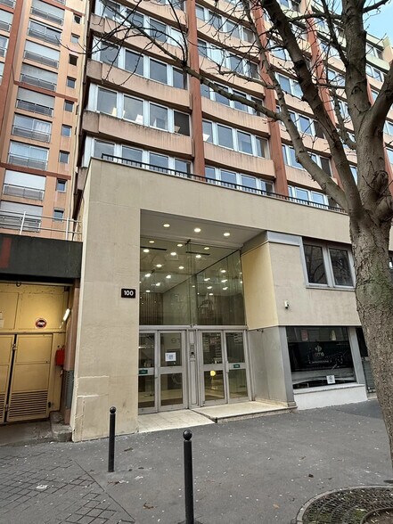 Bureau dans Paris à louer - Photo de l’immeuble – Image 1 sur 6