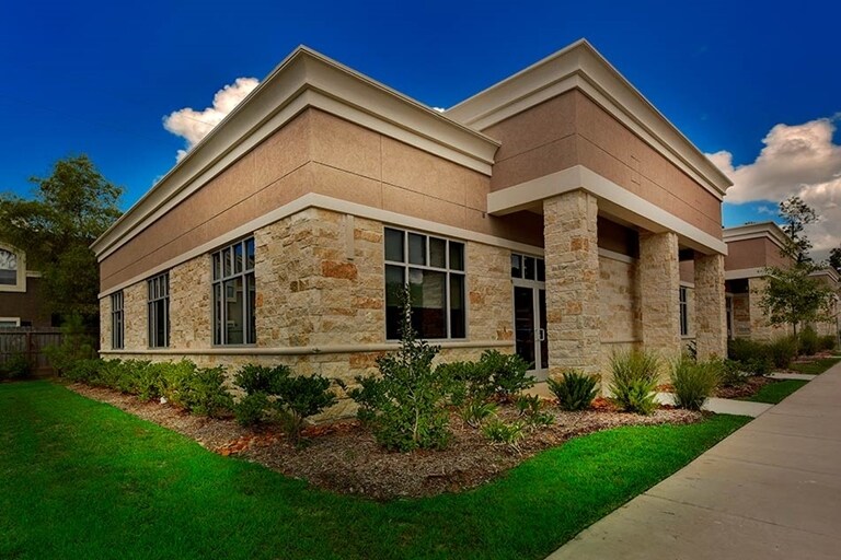 2219 Sawdust Rd, The Woodlands, TX à louer - Photo de l’immeuble – Image 2 sur 4