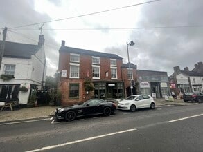 14a High St, Eccleshall à louer Photo de l’immeuble– Image 1 sur 9