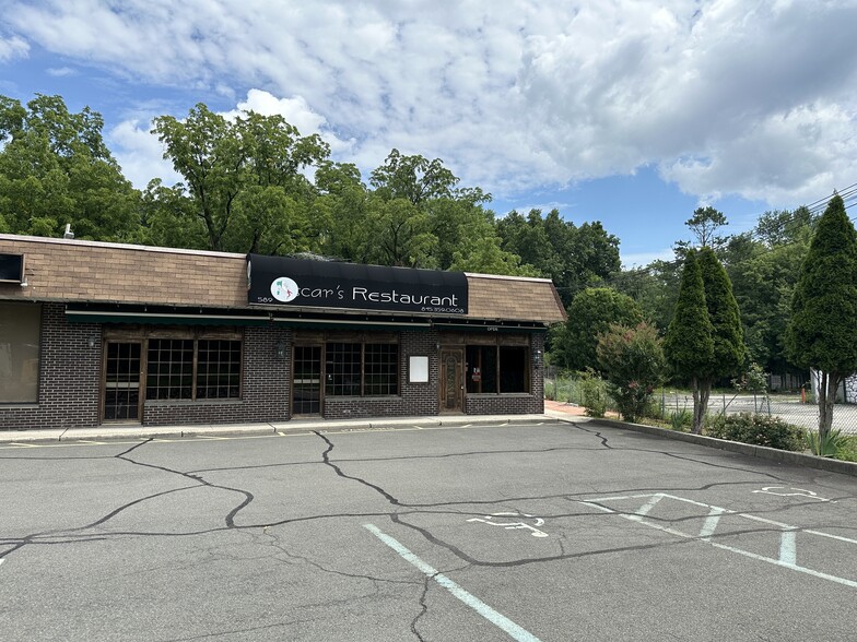 589 Route 303, Blauvelt, NY à louer - Photo de l’immeuble – Image 3 sur 5