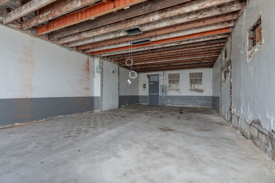 10004 Gravois Rd, Saint Louis, MO à vendre - Photo intérieure – Image 3 sur 14
