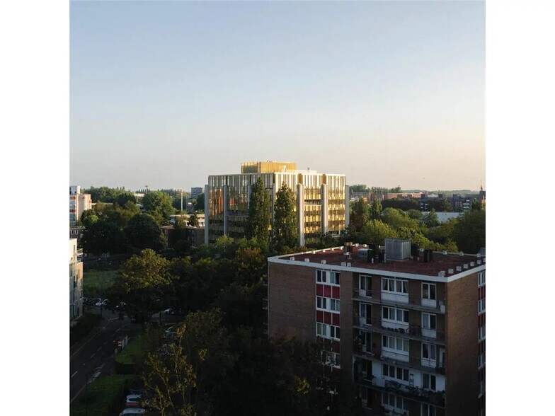 6 Rue Des Techniques, Villeneuve-d'Ascq à louer - Photo de l’immeuble – Image 2 sur 16