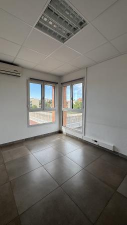 Bureau dans Perpignan à louer - Photo intérieure – Image 3 sur 3