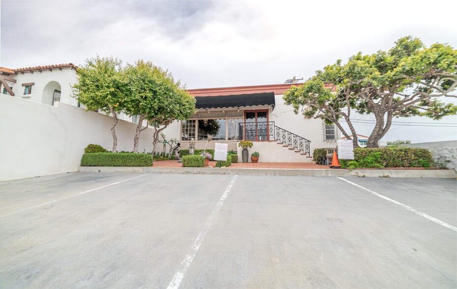 121 Avenida Cabrillo, San Clemente, CA à louer - Photo de l’immeuble – Image 3 sur 16