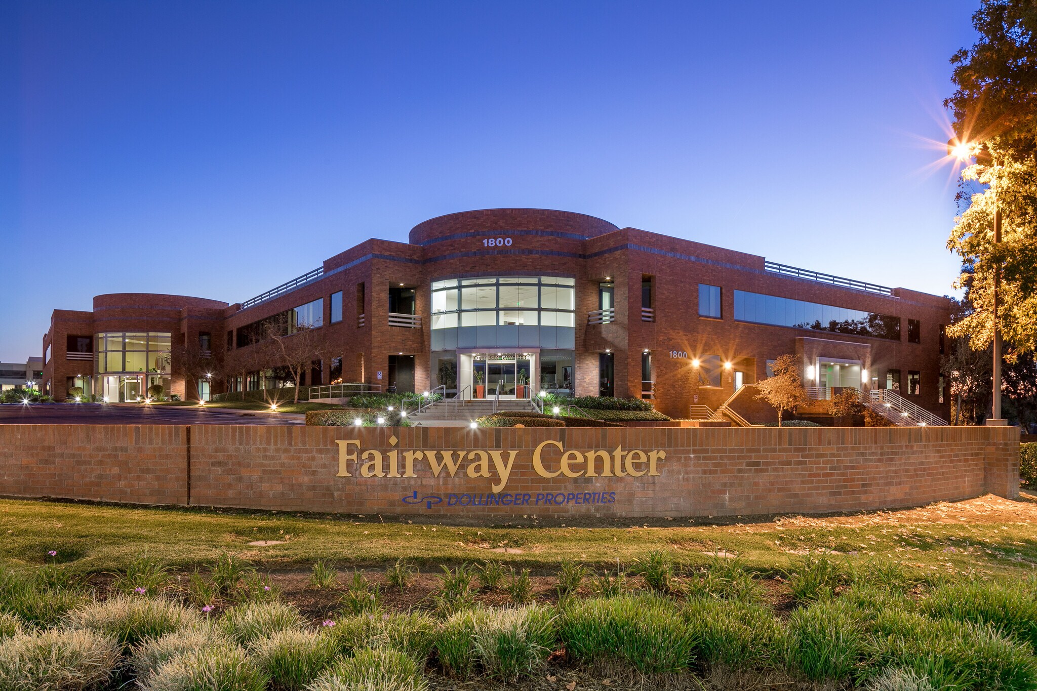 1800 E Imperial Hwy, Brea, CA à louer Photo principale– Image 1 sur 7