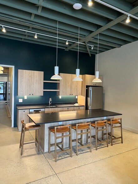 1080 Third St, Macon-Bibb, GA à louer - Photo intérieure – Image 3 sur 15