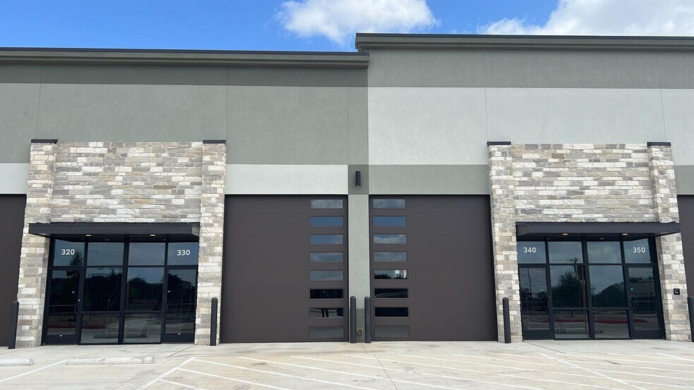 15893 Ronald W Reagan Blvd, Leander, TX à louer - Photo principale – Image 1 sur 4