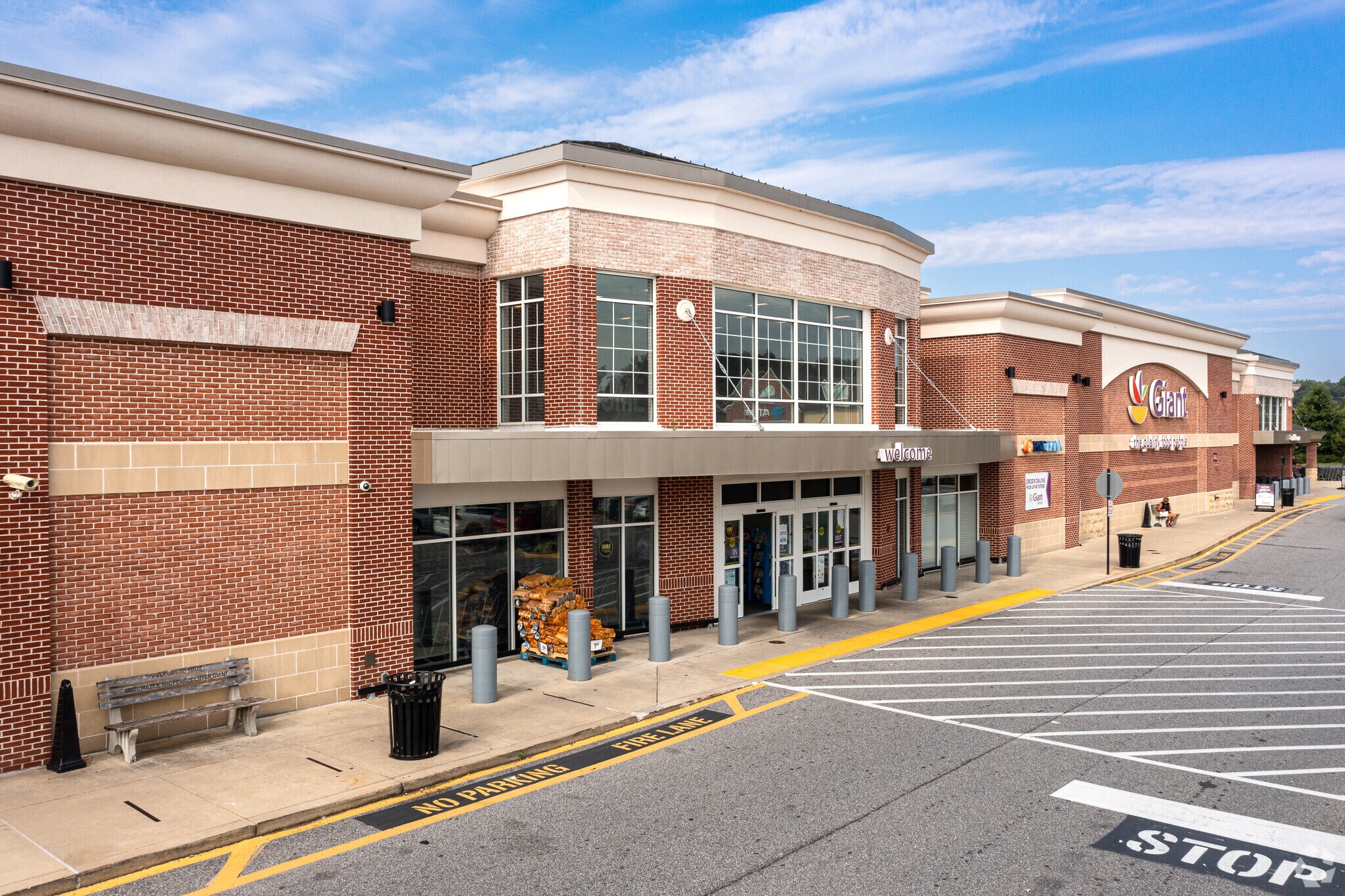 3-15 Lee Airpark Dr, Edgewater, MD à louer Photo de l’immeuble– Image 1 sur 45