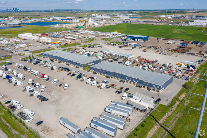 10 Wrangler Pl, Rocky View C, AB à louer - Aérien – Image 2 sur 4