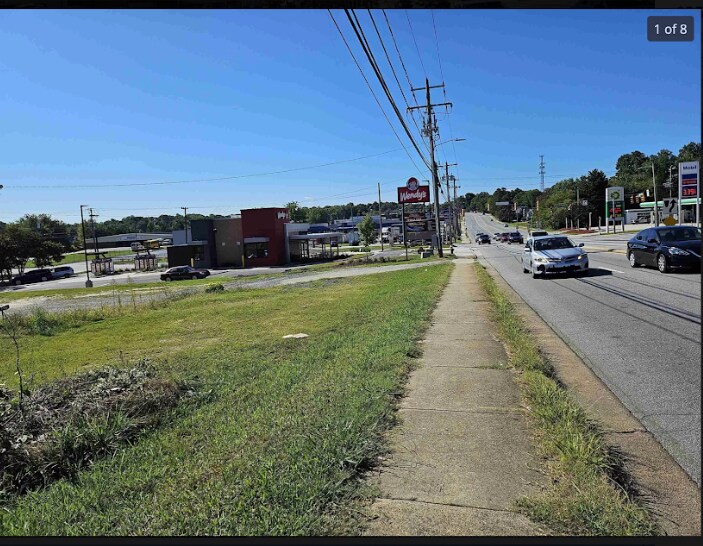 2515 Randleman Rd, Greensboro, NC à vendre - Photo de l’immeuble – Image 2 sur 5