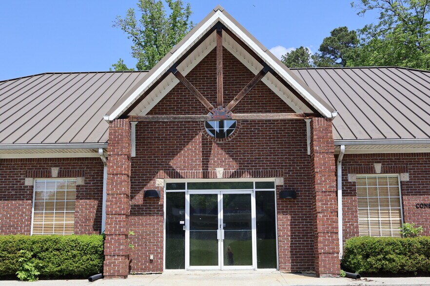 1120 Gadsden Hwy, Birmingham, AL à vendre - Photo de l’immeuble – Image 2 sur 9