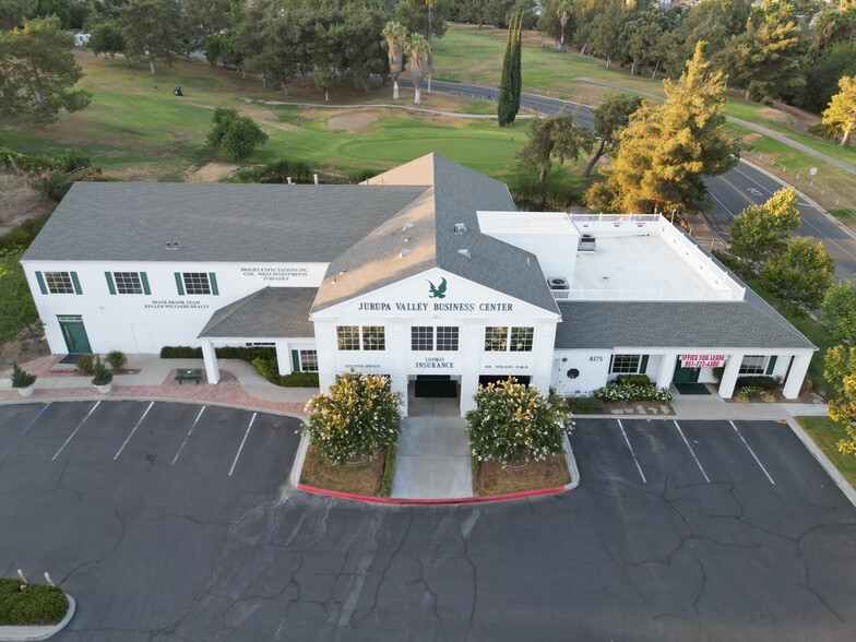 8175 Limonite Ave, Jurupa Valley, CA à louer - Photo de l’immeuble – Image 1 sur 8