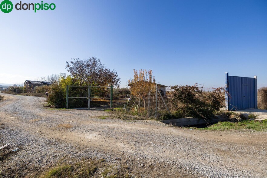 Camino Santa Fe, Vegas del Genil, Granada à vendre - Photo de l’immeuble – Image 2 sur 20