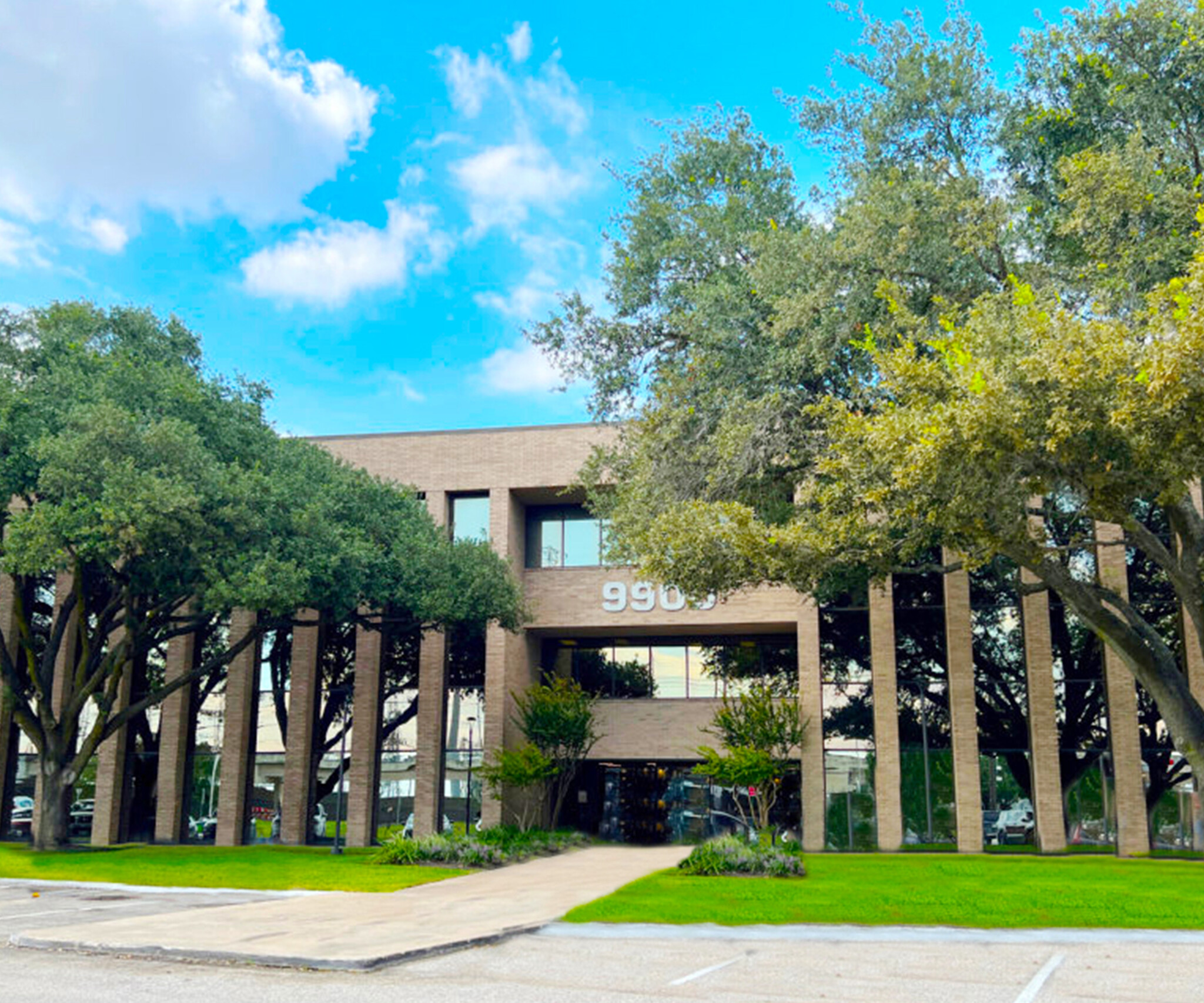 9900 Westpark Dr, Houston, TX à louer Photo de l’immeuble– Image 1 sur 6