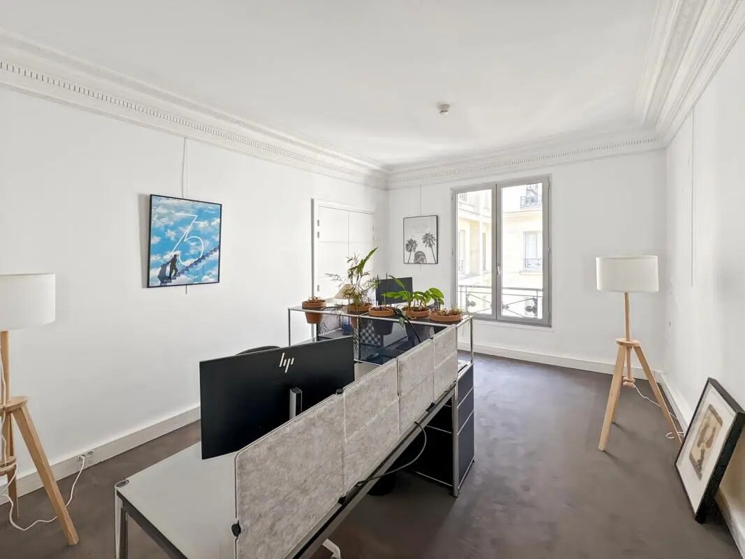 Bureau dans Paris à louer Photo de l’immeuble– Image 1 sur 14