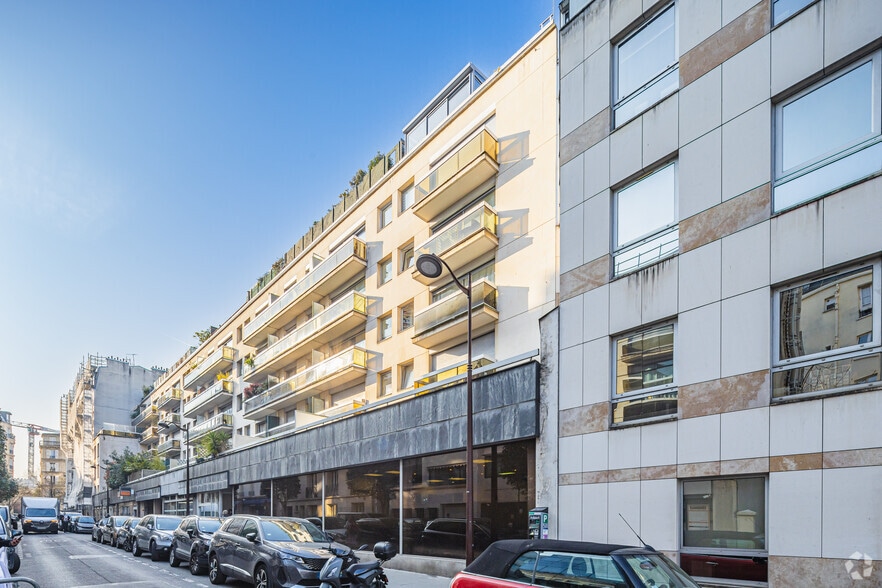 Bureau dans Neuilly-sur-Seine à louer - Photo de l’immeuble – Image 3 sur 5