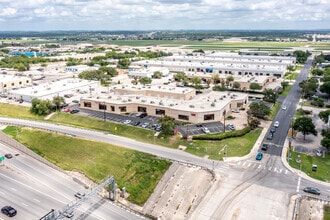 833-899 Isom Rd, San Antonio, TX - Vue aérienne  vue de carte - Image1
