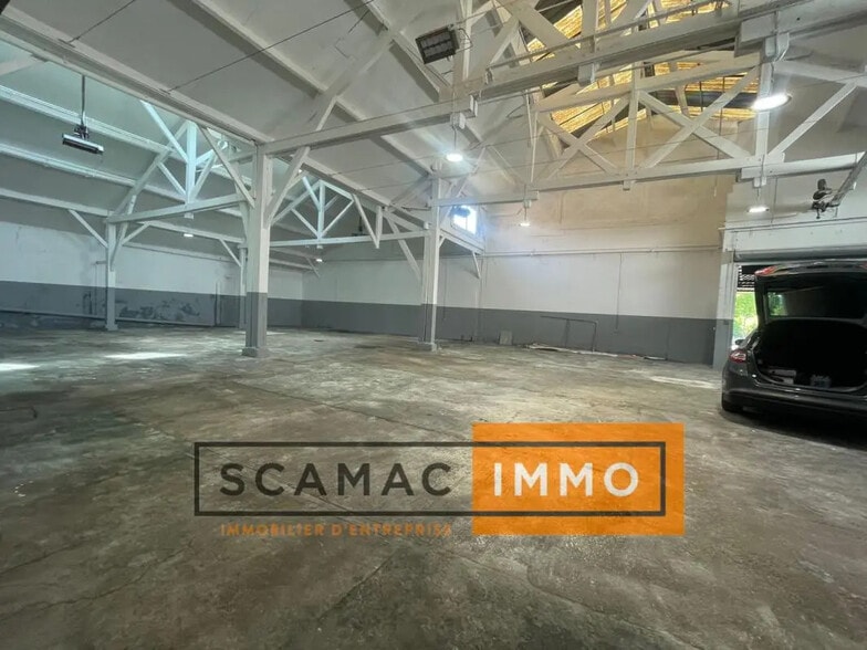 Local d'activités dans Corbeil-Essonnes à vendre - Photo intérieure – Image 1 sur 6