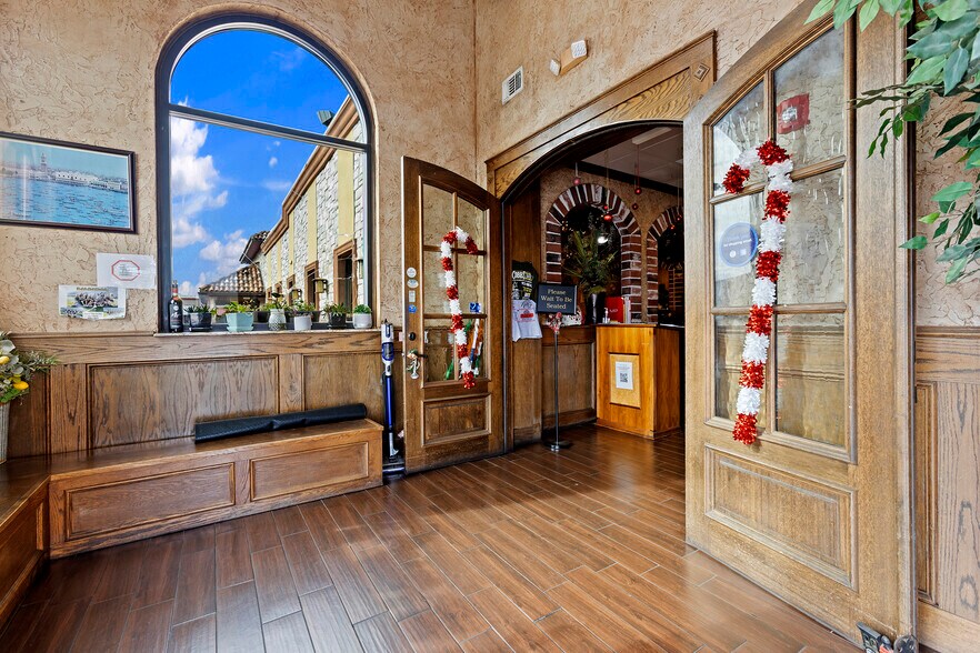 5249 Davis Blvd, North Richland Hills, TX à vendre - Photo de l’immeuble – Image 3 sur 14