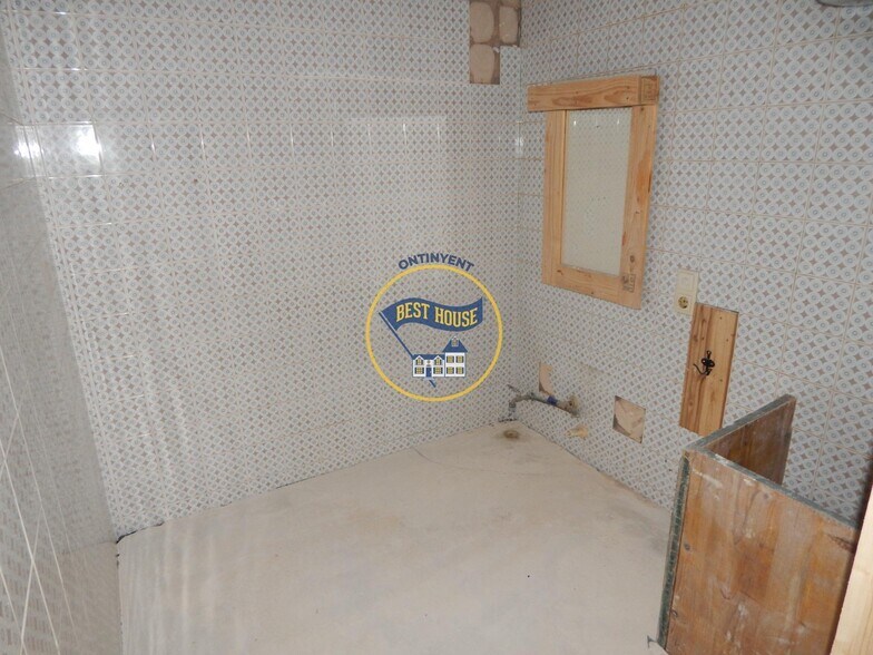 Local commercial dans Ontinyent, Valencia à louer - Photo de l’immeuble – Image 1 sur 11