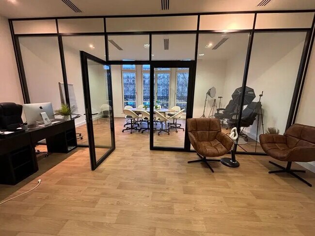 Plus de détails pour 59 Rue De Ponthieu, Paris - Bureau à louer