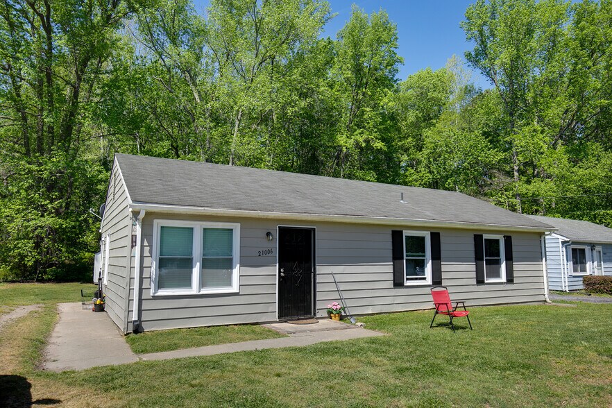 21006 Butler Ct, South Chesterfield, VA à vendre - Photo principale – Image 1 sur 1