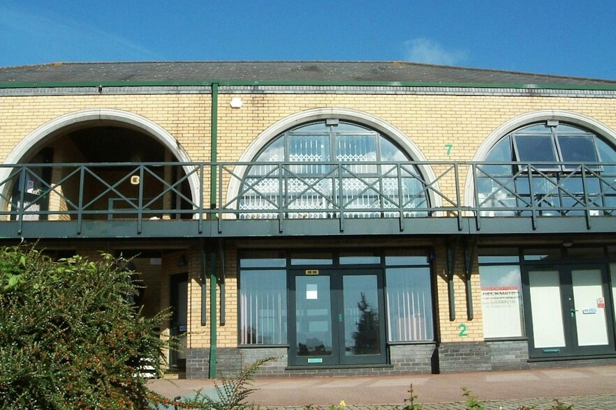 Rankine Rd, Basingstoke à louer - Photo de l’immeuble – Image 2 sur 2