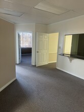 121 E Birch Ave, Flagstaff, AZ à louer Photo intérieure– Image 2 sur 5