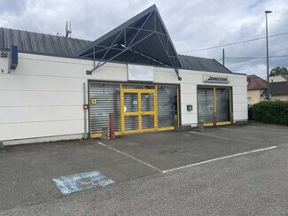 Plus de détails pour Local commercial à louer