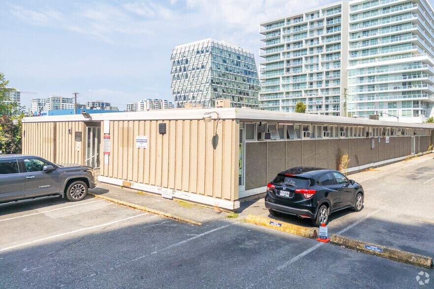 8140 Cook Rd, Richmond, BC à louer - Photo principale – Image 1 sur 3
