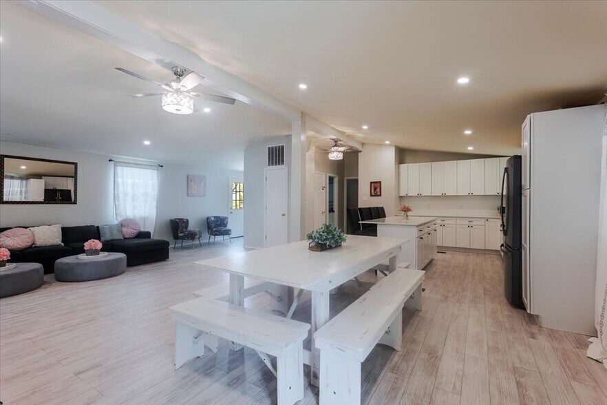2530 Old Millsap Hwy, Mineral Wells, TX à louer - Photo de l’immeuble – Image 2 sur 40
