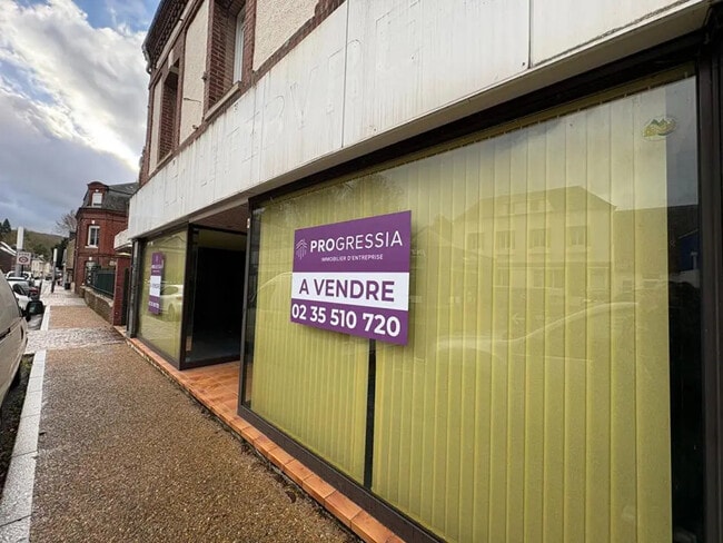 Plus de détails pour Local commercial à vendre