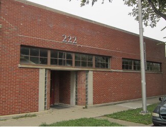 Plus de détails pour 222 Lake St, Oak Park, IL - Local d’activités à vendre