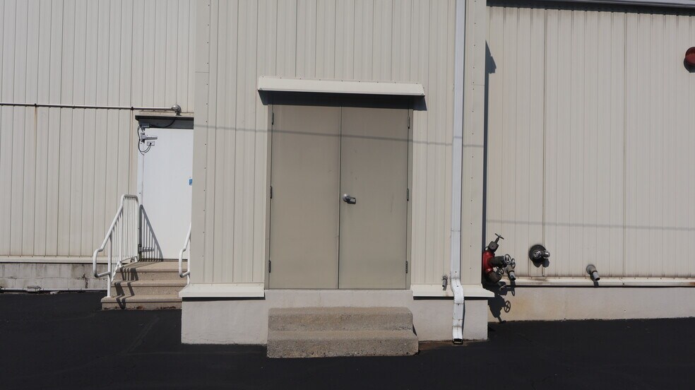 520 Carroll St, Reading, PA à vendre - Photo de l’immeuble – Image 2 sur 35