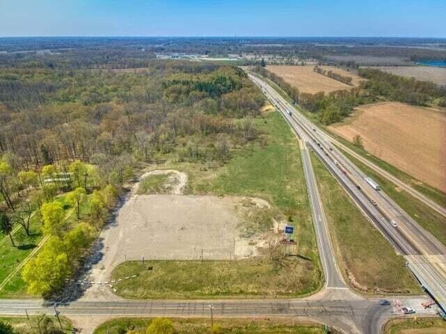 2496 N Parma Rd, Parma, MI à vendre - Photo principale – Image 1 sur 9