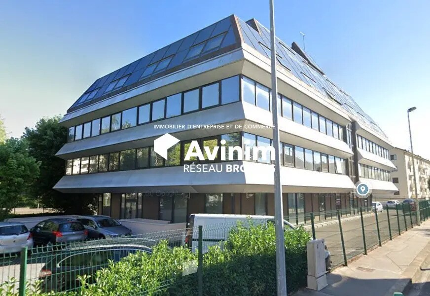 Bureau dans Annecy à louer Photo principale– Image 1 sur 21