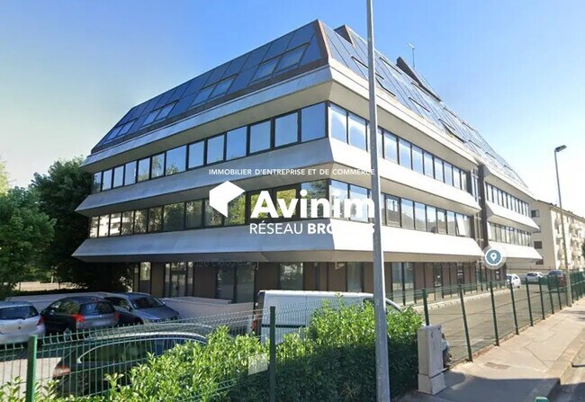 Plus de détails pour Bureau à louer