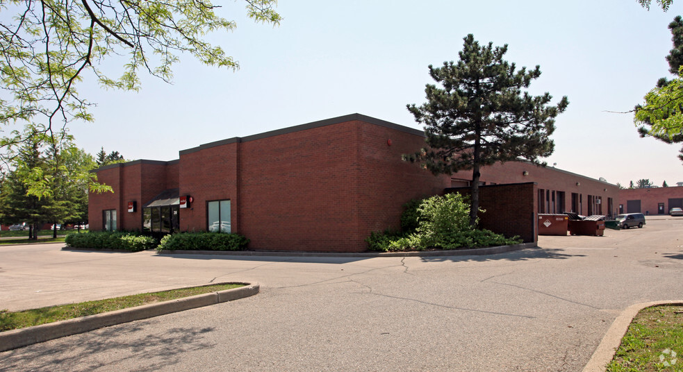 410-424 Hood Rd, Markham, ON à louer - Photo de l’immeuble – Image 2 sur 2