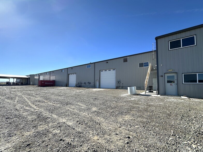 18668 B50 Rd, Delta, CO à louer - Photo de l’immeuble – Image 2 sur 36