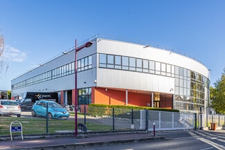 Plus de détails pour 124 Rue Salvador Allendé, Bezons - Local d'activités à louer