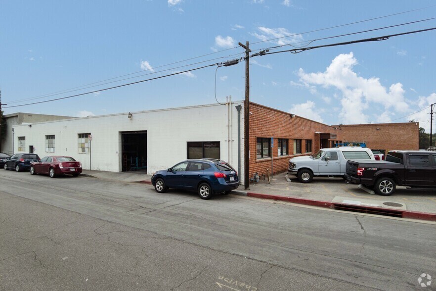 140 Kansas St, El Segundo, CA à vendre - Photo de l’immeuble – Image 2 sur 9