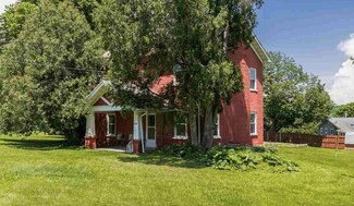 Plus de détails pour 3010 Johnson Ave NW, Cedar Rapids, IA - Logement à vendre