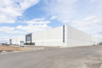 Plus de détails pour 7211 Fifth Line, Milton, ON - Industriel/Logistique à louer