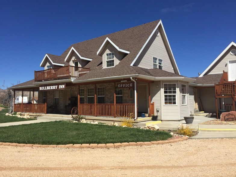 412 S Highway 12, Tropic, UT à vendre - Photo de l’immeuble – Image 3 sur 8