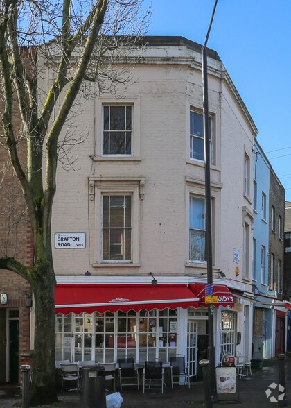 59 Grafton Rd, Londres à vendre - Photo principale – Image 3 sur 4