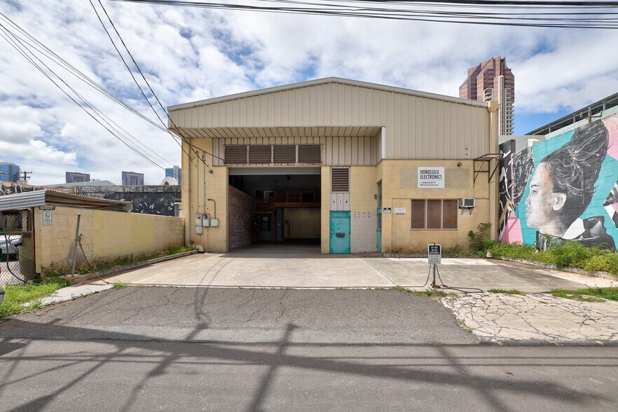 518 Kamani St, Honolulu, HI à louer - Photo de l’immeuble – Image 1 sur 2