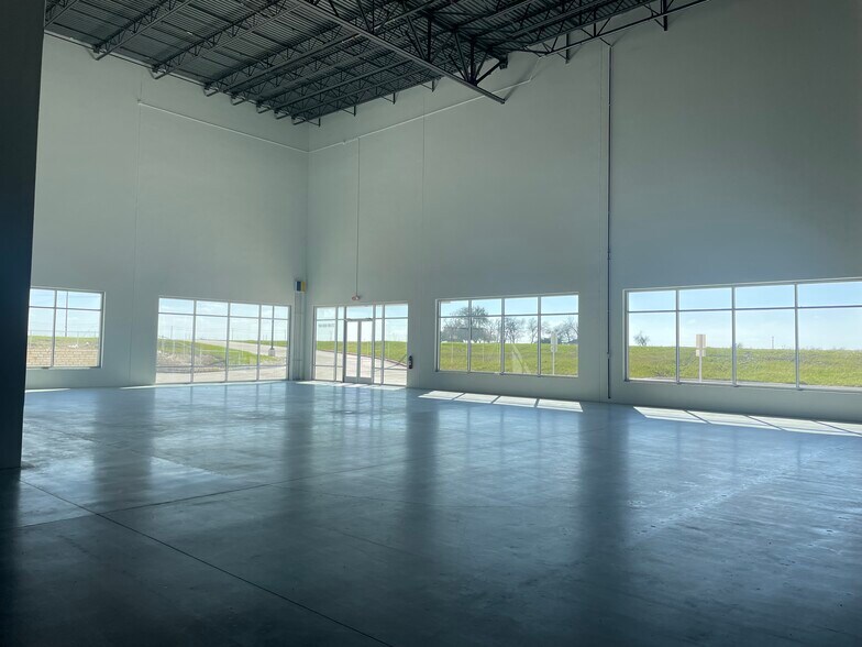 370 BFG 9000 Way, Taylor, TX à vendre - Photo intérieure – Image 3 sur 13