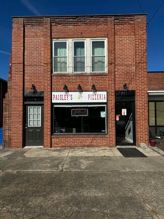 Plus de détails pour 239 Main St, Bluff City, TN - Local commercial à vendre